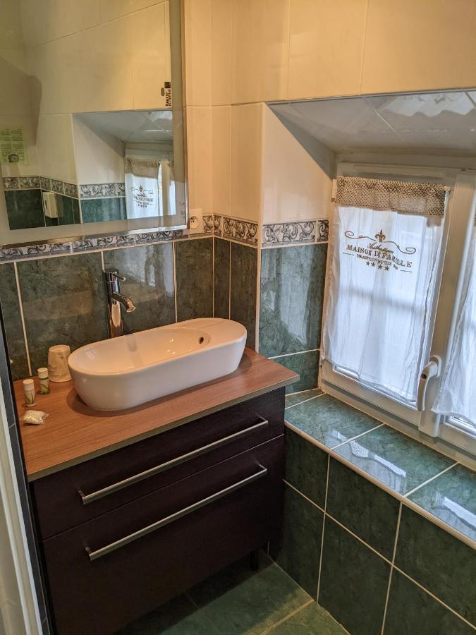Domaine de Moresville B&B Flacey  Extérieur photo