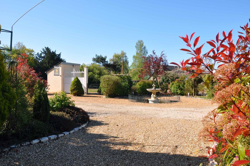 Domaine de Moresville B&B Flacey  Extérieur photo