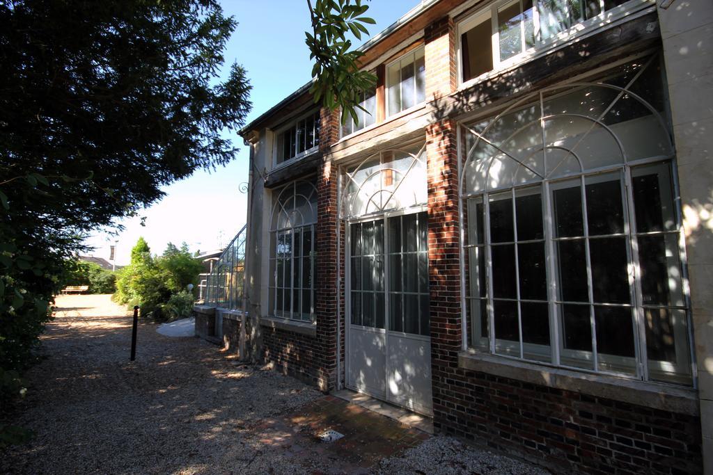 Domaine de Moresville B&B Flacey  Extérieur photo